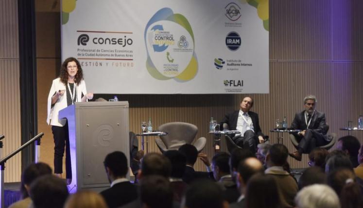 María Gracia Andía, Titular del OGDAI en el IV Congreso Argentino de Control Interno