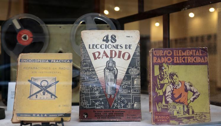 Historia de la radiofonía - Muestra La Radio y la Ciudad