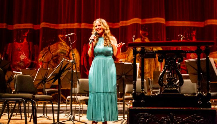 Gala homenaje a las personas mayores en el teatro Colón