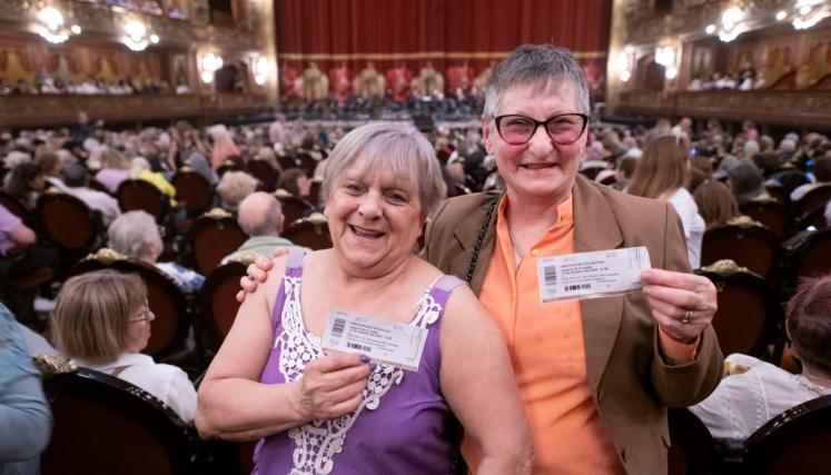 Gala homenaje a las personas mayores en el teatro Colón