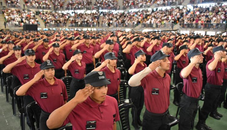 La Ciudad suma 1.000 nuevos policías y bomberos