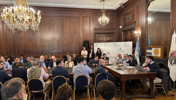 imágenes de la audiencia preparatoria del debate 