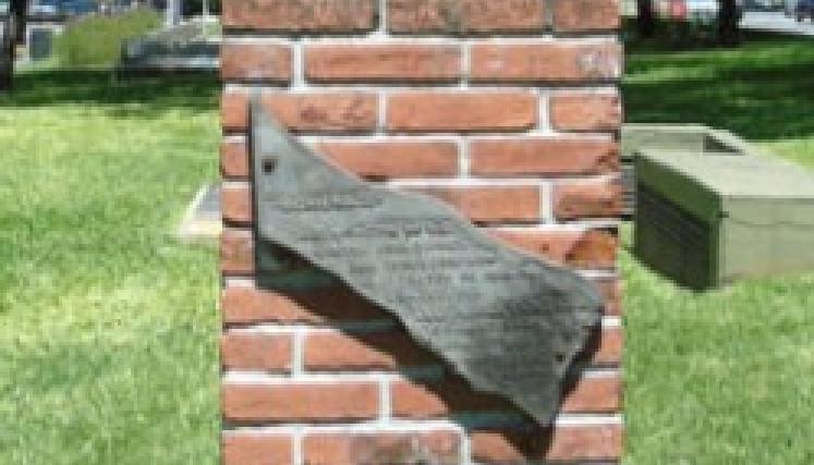 Cte Luis Fontana.jpeg