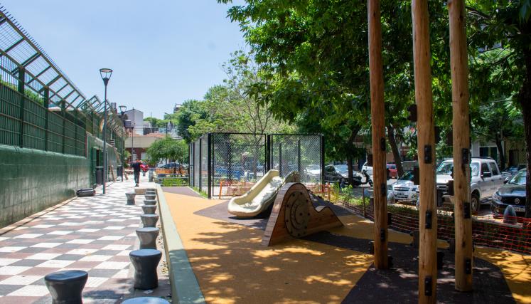 Plazoleta José Bonifacio y Del Barco Centenera