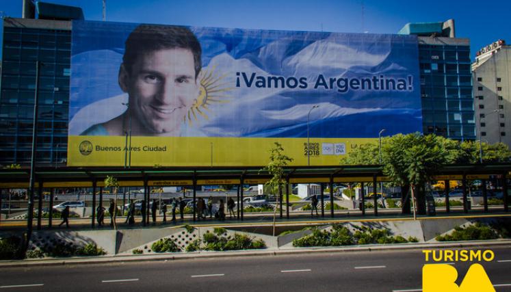 La imagen de Messi, sobre la Av. 9 de julio. Foto: GCBA.