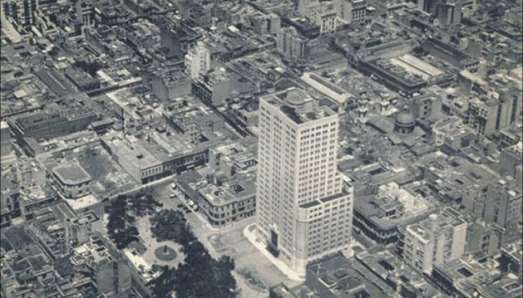 Edificio de Obras Públicas, en la 9 de julio, en la década del '40.  Fuente: GCBA.