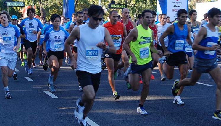 7.000 personas participaron de la 3º edición del “6K Maratón del Agua Dow” 