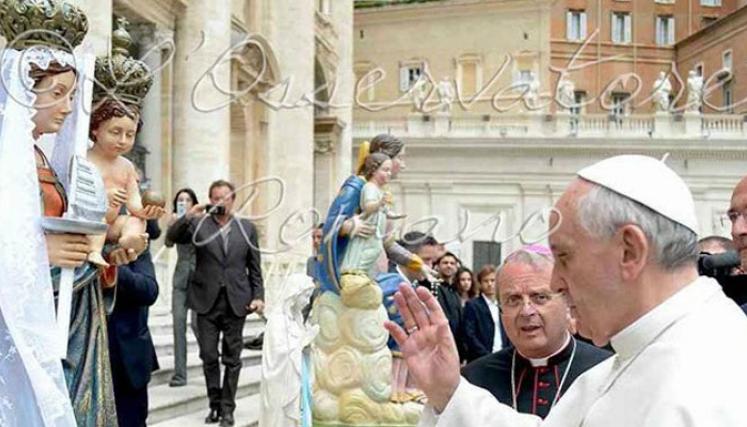 El Papa bendice la virgen del Buen Ayre. Foto: Osservatore Romano