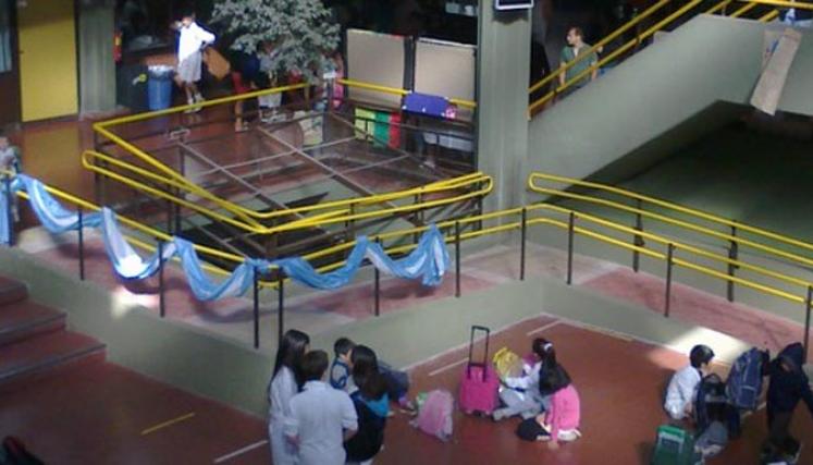Rampas de accesibilidad internas para la Escuela de Jornada Completa N°8 D.E. 10 "Alte. Ramón Gonzalez Fernandez", en Mendoza 1000. Foto: Ministerio de Educación/GCBA.