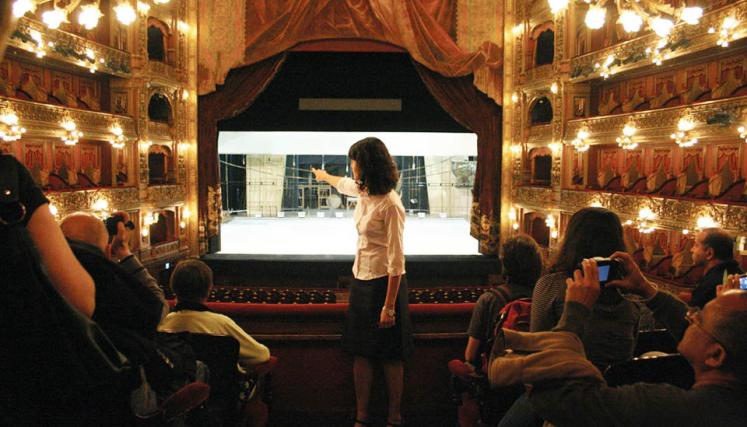 Visitas guiadas al Teatro Colón. Foto del Teatro Colón