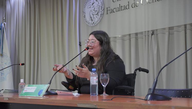 Disertante: Florencia Santillán 